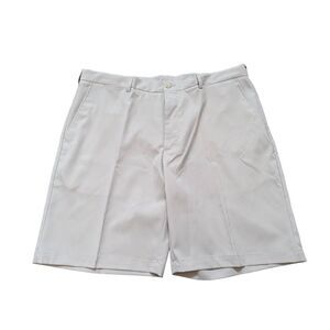 PGA Tour Mens Light Tan UPF 50+ Lightweight Flat Front Golf Shorts Size 40 NWT